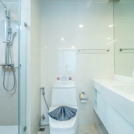 Apartment At Aristo Surin By Lofty Exterior photo